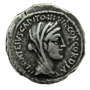 Titus Didus – Roman Republic AR Denarius 61 B. C.